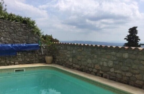 Saint-Julien House | Village house with pool