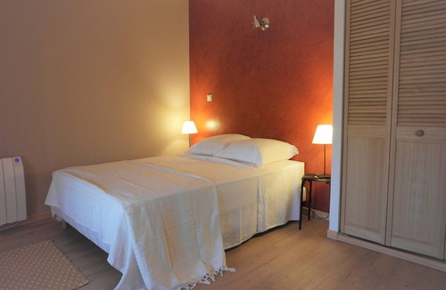 Viviers House | Village house with small inner courtyard