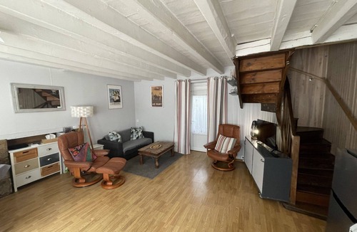 Pleucadeuc House | Village house without garden in the center of Pleucadeuc in the Morbihan