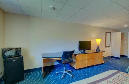 Annapolis Hotel | Village Inn Annapolis MD