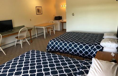 Chatham Hotel | Village Inn Motel