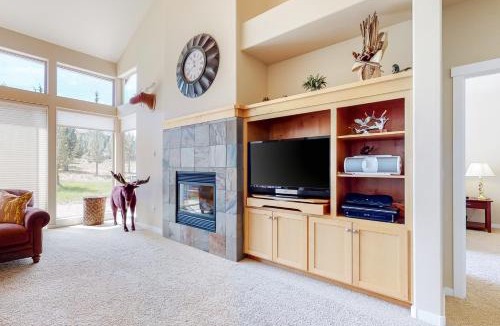 Redmond House | Village Loop in Eagle Crest