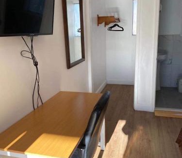 Ellenville Hotel | Village Motel