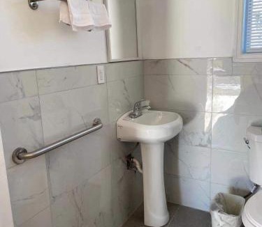 Ellenville Hotel | Village Motel