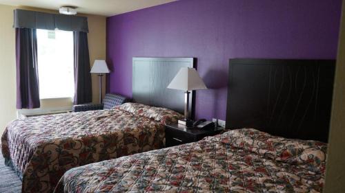 Dawson Hotel | Village Motor Inn