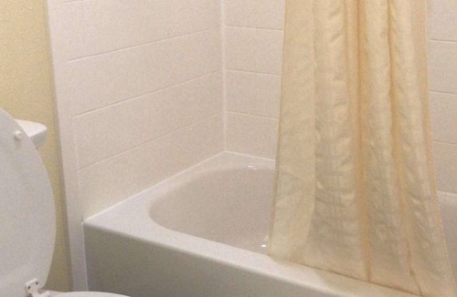Dawson Hotel | Village Motor Inn