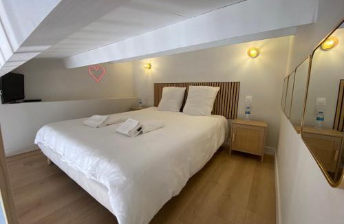 Naturist Village Apartment | Village naturiste Appart B Port Soleil