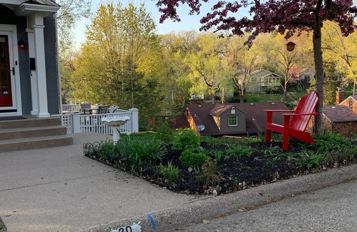Davenport House | Village of east Davenport retreat