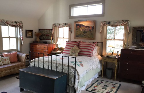 Warren Other | Village Stage Coach House by Covered Bridge