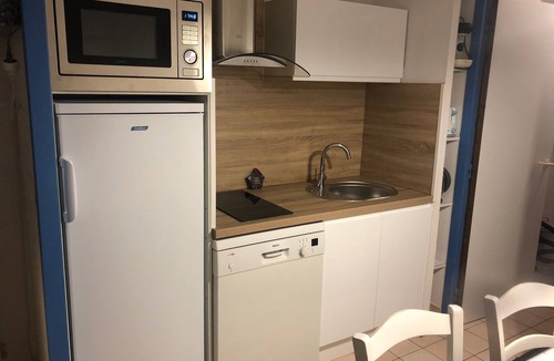 Bourgenay Apartment | Village Vacances 2 bedroom apartment for 6 people Port Bourgenay