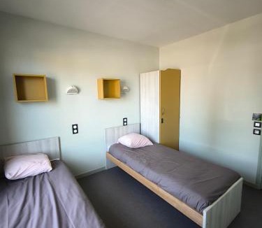 Gouville-sur-Mer Ski Chalet | Village Vacances Les Sables d'Or