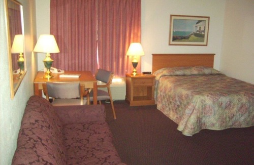 Spirit Lake Resort | Village West Resort & Hotel