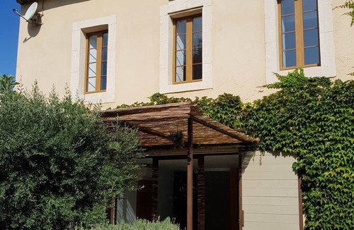 Le Somail House | Villagehouse, AC, pool, unoverlooked patio, stores restaurants walking distance