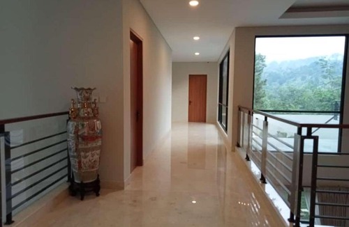 Ciloto Villa | Villakura