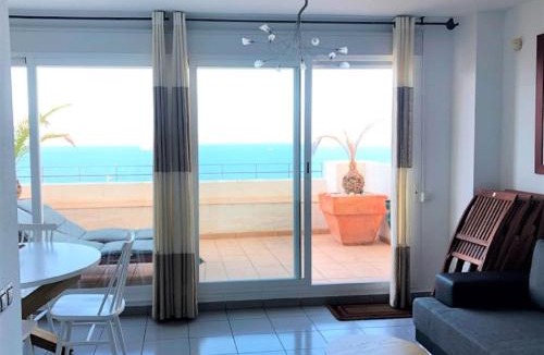 Benidorm Apartment | Villamarina dúplex en primera línea de mar - Fincas Arena
