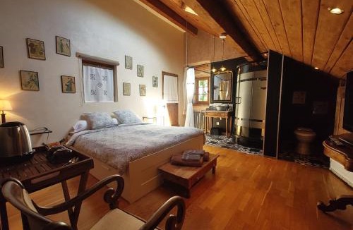 Ochiaz Bed & Breakfast | Villanath