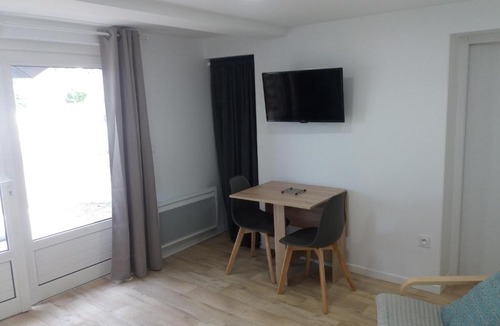 Dax Apartment | VILLANOEBA