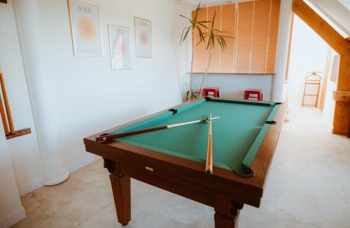 Saint-Remy Villa | VillaNonna, jacuzzi, billards, pétanque, ping-pong, 12 couchages, terrasse plein soleil - Larès