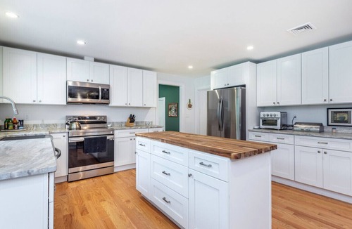 Warren House | VillaRosa-Mohawk Mountain