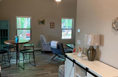 Tate Cabin | Villas at Gingershack Farms