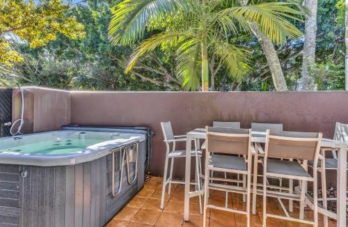 Hastings Point Villa | Villas at Hastings Point by Kingscliff Accommodation