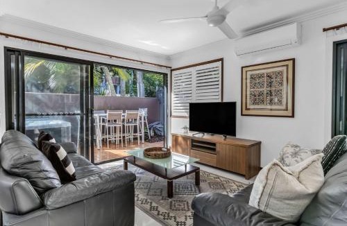 Hastings Point Villa | Villas at Hastings Point by Kingscliff Accommodation