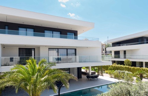 Zidarici Apartment | Villas Azimut - Luxury Apartment with Pool, Terrace and Seaview