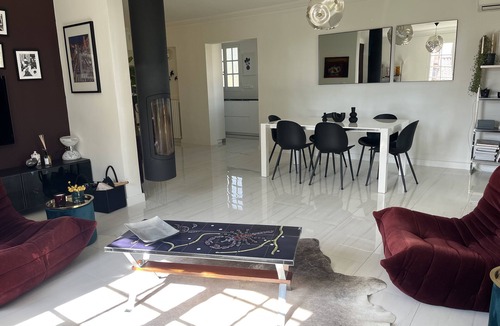 Le Cres House | Villas de Charme Dans Quartier Très Calme , à 5 Minutes du lac