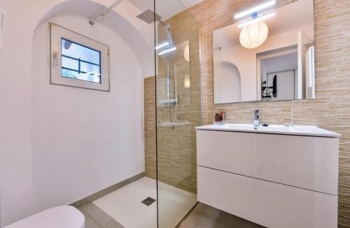 Urbanitzacio la Fustera Villa | Villas Guzman - Cathy