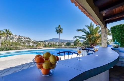 Pinar del Advocat Villa | Villas Guzman - Rouillon