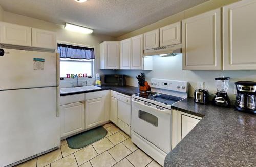 Pensacola Beach Apartment | Villas on the Gulf #A4