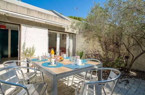 La Grande-Motte House | Villas Plein Soleil 1 by Interhome