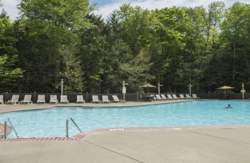 East Stroudsburg Villa | Villas Pocono Mountain by Explorian Resorts