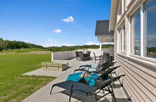 Spøttrup House | VillaVilla 405 - Hostrup Strand, Limfjorden