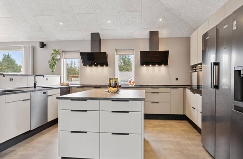 Spøttrup House | VillaVilla 686 - Hostrup Strand, Limfjorden