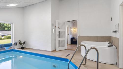 Pøt Strandby House | Villavilla 980 - Juelsminde, Østjylland