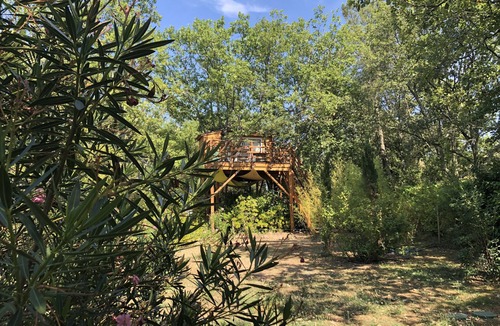 Les Assions House | Ville Végétalisée Pour 6 Personnes .grande Piscine et Cabane Dans les Arbres