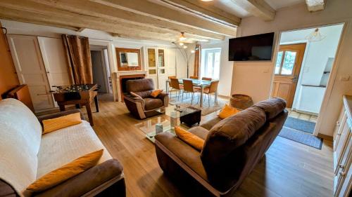 Cheissoux House | Villetelle