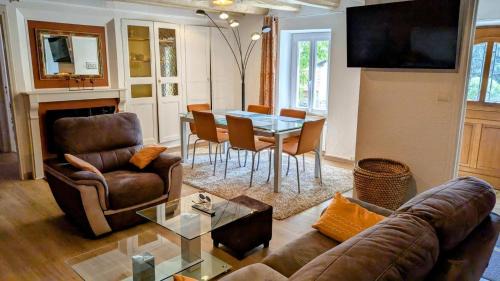 Cheissoux House | Villetelle