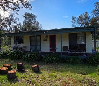 The Honeysuckles House | Villetta al Mare