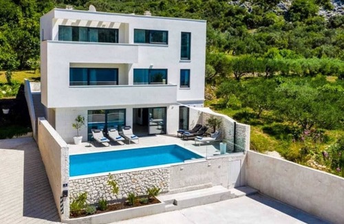 Zaton Villa | Villla White Lady Dubrovnik with private swimming pool 70 m from the beach!