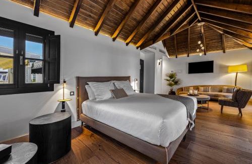 Marbella City Centre Hotel | VILLTAK La Maison - Adults Recommended Only