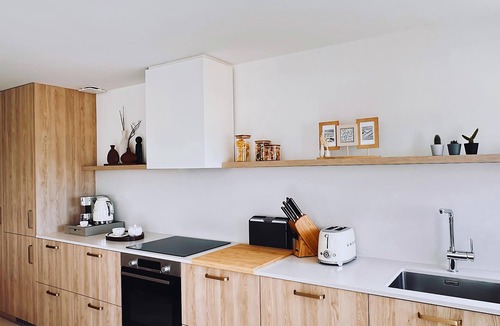 Saint-Tropez City Centre Apartment | VILLTAK SAINT-TROPEZ,nLuxury Two-Bedroom apartment in the heart of Saint-Tropez