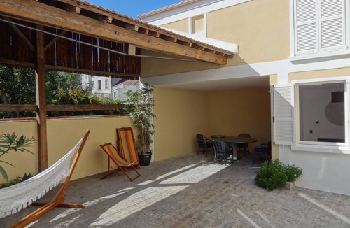 Sorano Cottage | VINCENNES: Charming apartment, calm and sunny