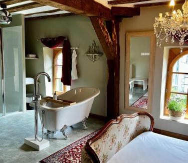 Boussac Bed & Breakfast | Vincent B&B