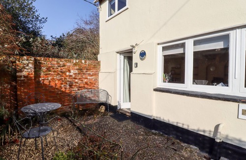 Halstead Cottage | Vine Cottage