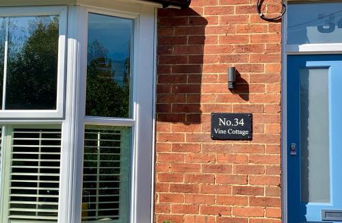 Tenterden House | Vine Cottage