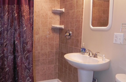 Valley Springs Bed & Breakfast | Vine Cottage Inn