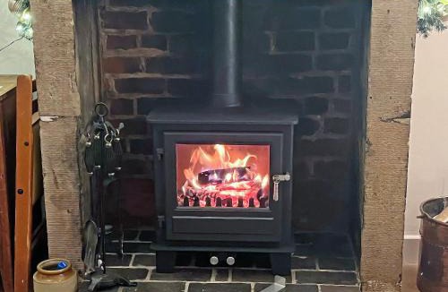 Whatstandwell House | Vine Cottages