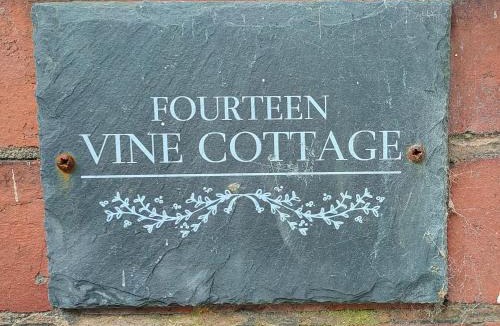 Whatstandwell House | Vine Cottages